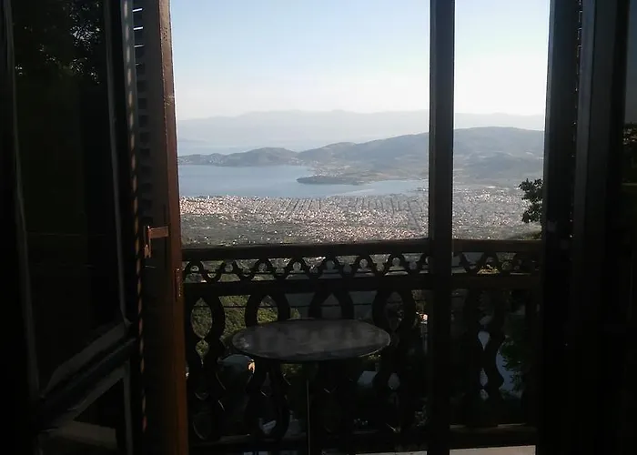 Pilioritiko Spiti Πανσιόν Μακρινίτσα